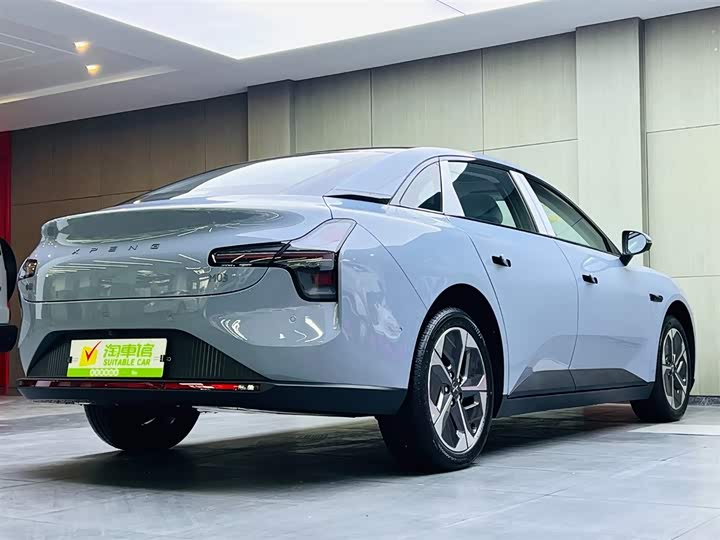 Фото 4 - XPeng Mona M03