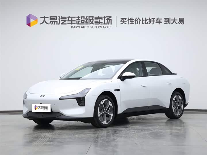 Фото 1 - XPeng Mona M03