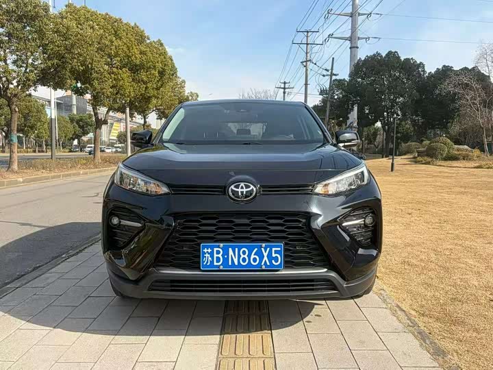 Фото 2 - Toyota Wildlander