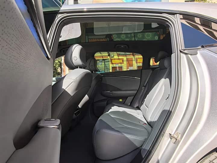 Фото 6 - XPeng G7