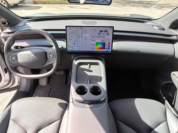 Фото 9 - XPeng G7