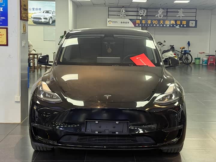 Фото 2 - Tesla Model Y