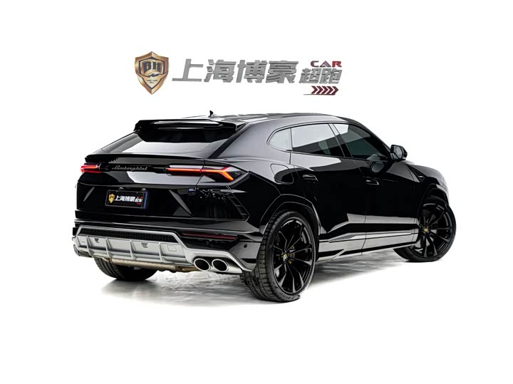 Фото 3 - Lamborghini Urus