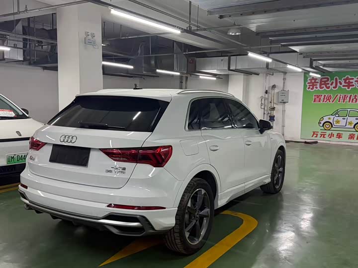 Фото 5 - Audi Q3