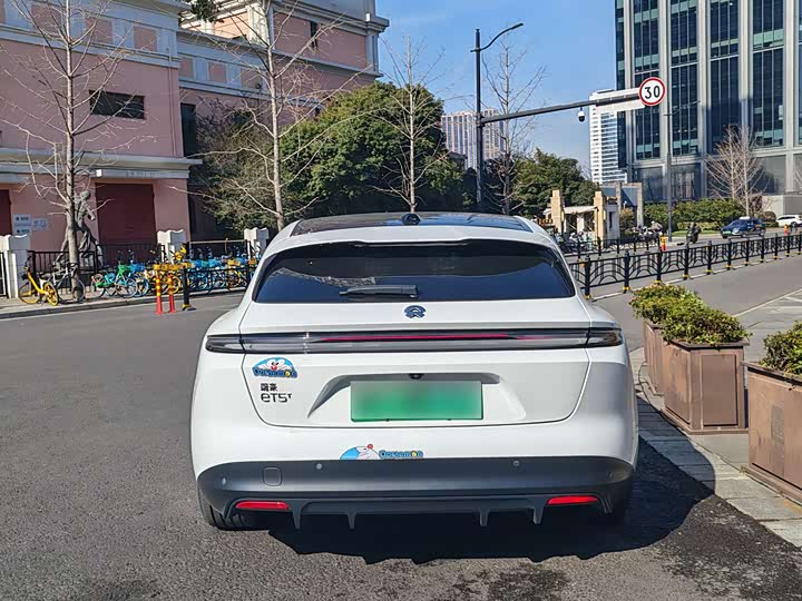 Фото 5 - Nio ET5T