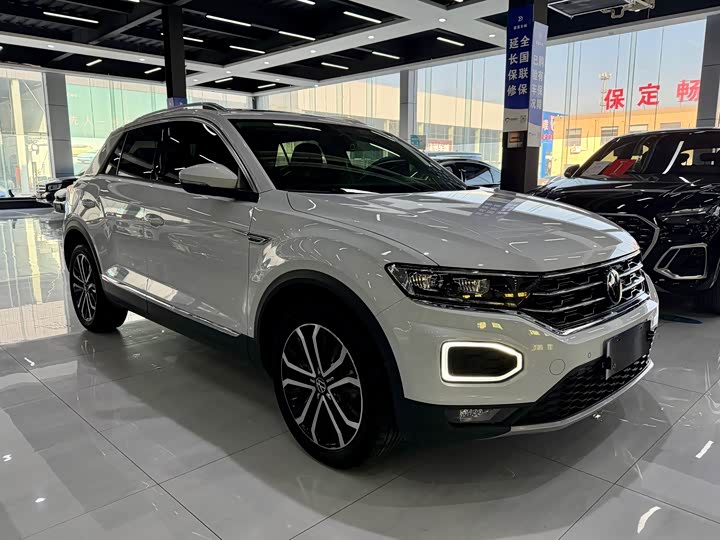 Фото 3 - Volkswagen T-Roc
