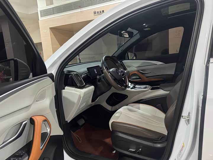 Фото 9 - BYD Song Pro Hybrid