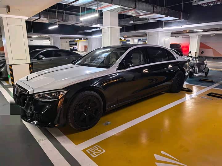 Фото 1 - Mercedes-Benz Maybach S-Class