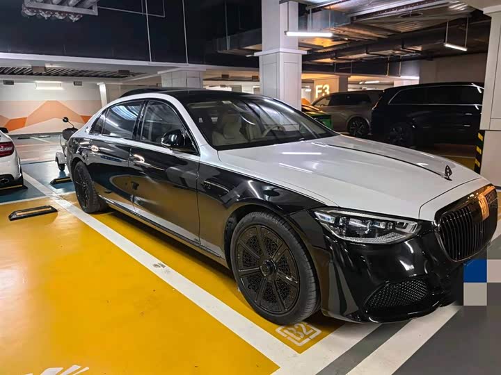 Фото 2 - Mercedes-Benz Maybach S-Class