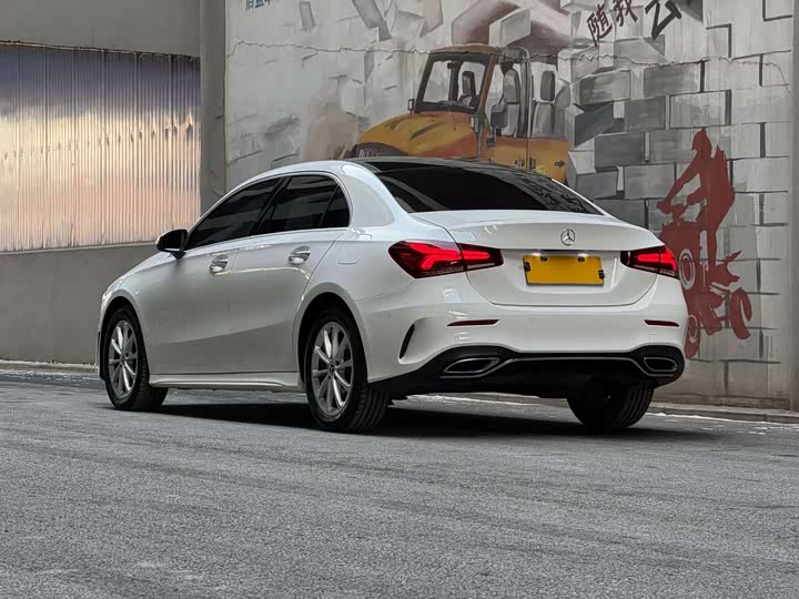 Фото 4 - Mercedes-Benz A-Class