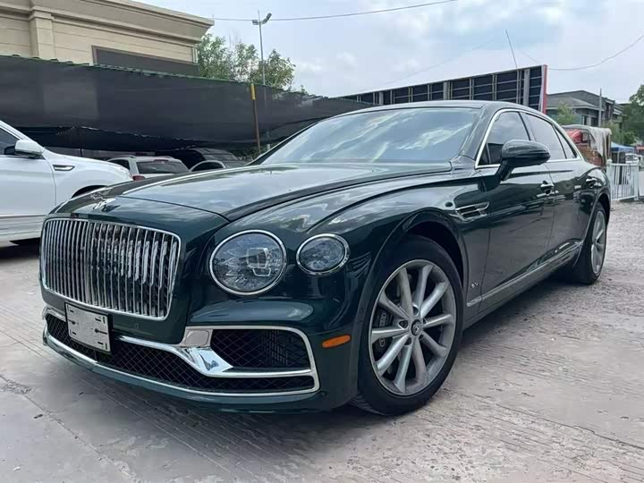 Фото 1 - Bentley Flying Spur