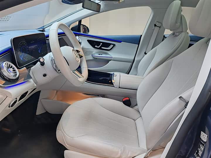 Фото 9 - Mercedes-Benz EQE