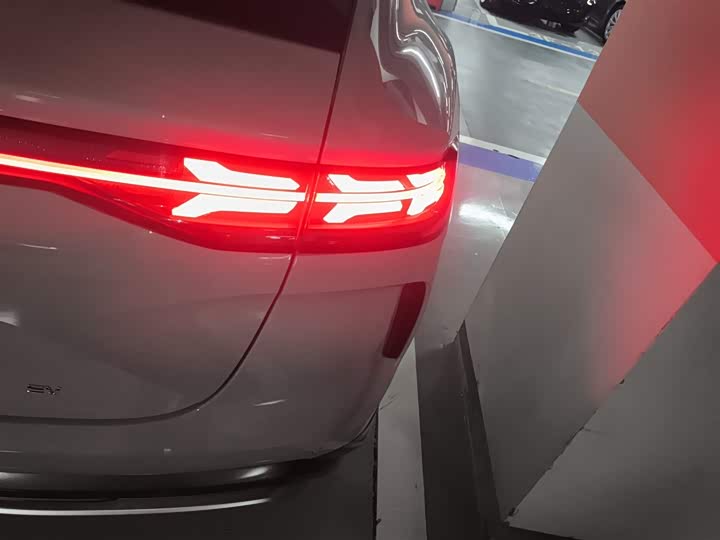 Фото 8 - Denza N7