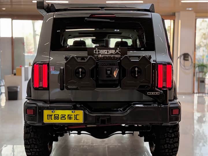 Фото 5 - Tank 300