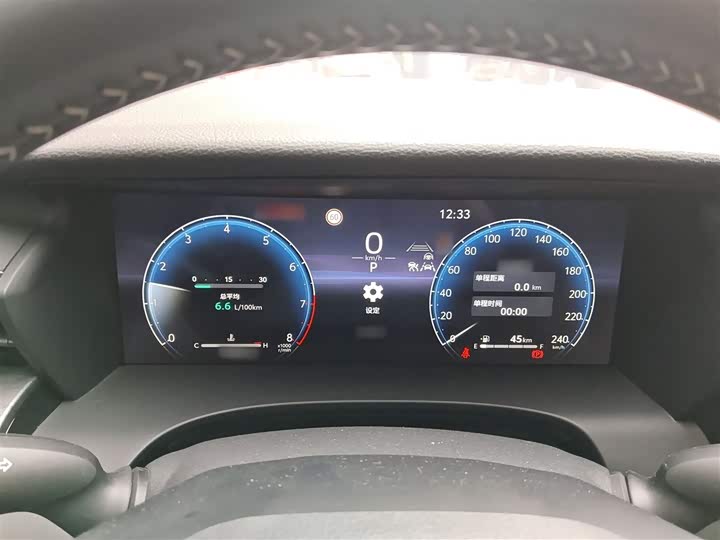 Фото 4 - Toyota Camry