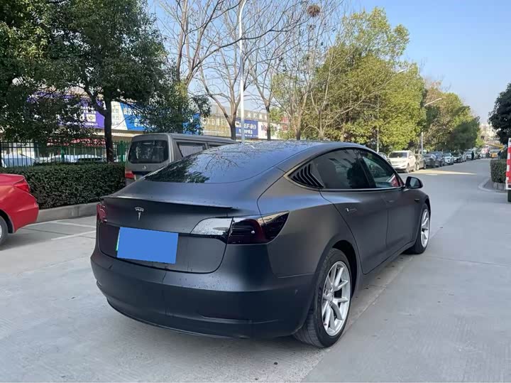 Фото 7 - Tesla Model 3