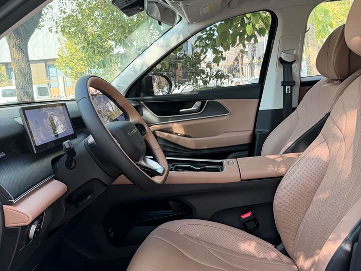 Фото 4 - Chery Tiggo 8L