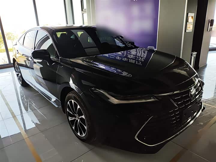 Фото 4 - Toyota Avalon