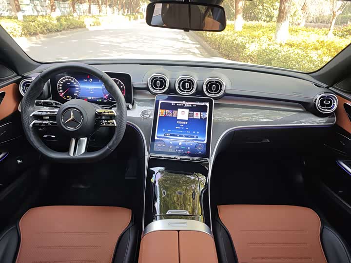 Фото 7 - Mercedes-Benz C-Class