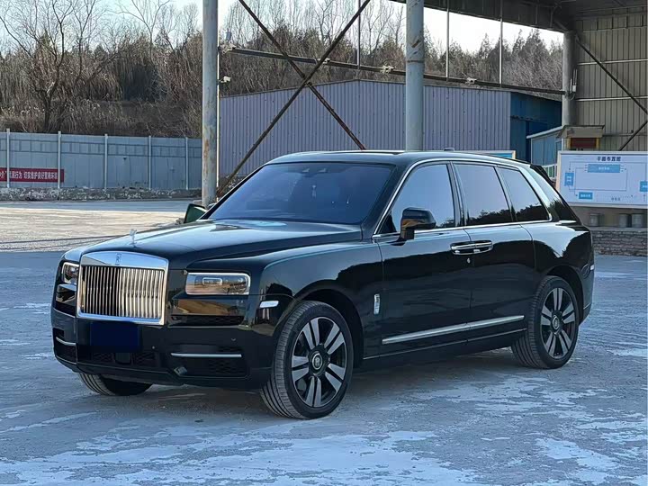 Фото 2 - Rolls-Royce Cullinan