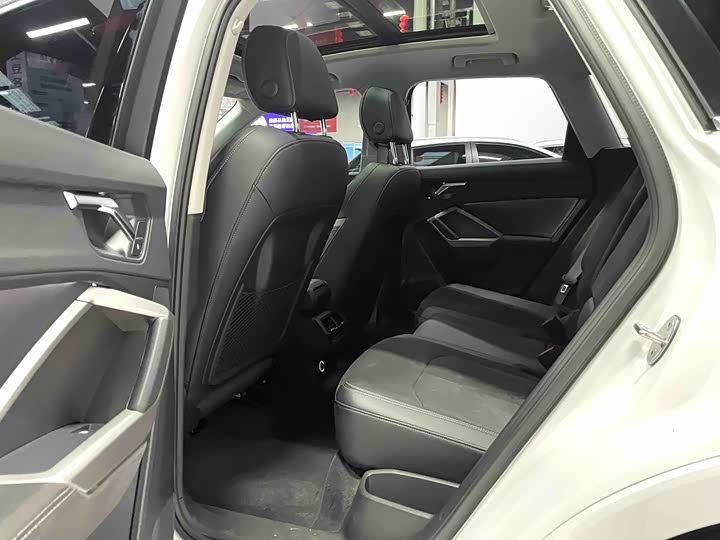 Фото 9 - Audi Q3