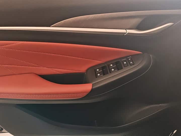 Фото 7 - Changan Eado Plus