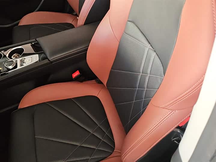 Фото 9 - Changan Eado Plus