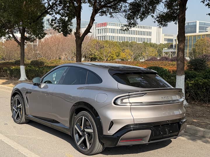 Фото 9 - Xiaomi YU7