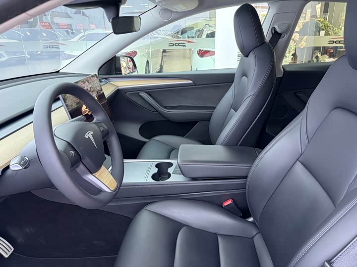 Фото 5 - Tesla Model Y