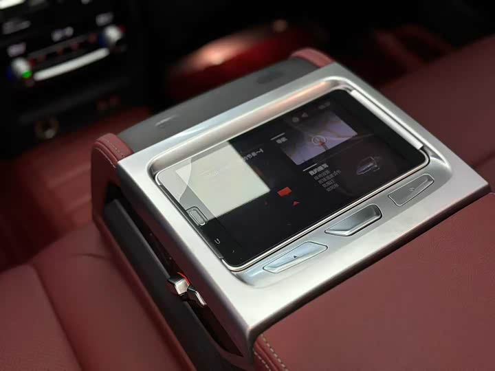 Фото 6 - BMW 5 Series