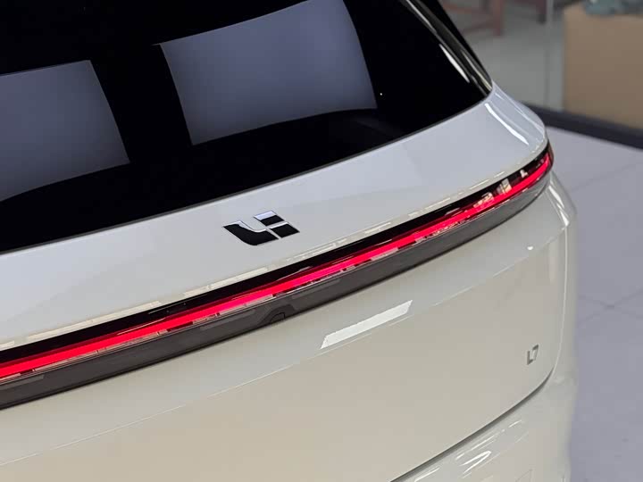 Фото 9 - LiXiang L7