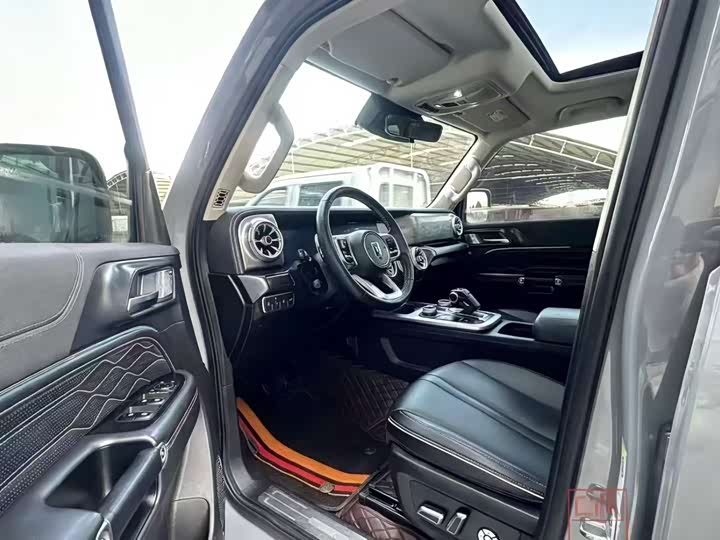 Фото 7 - Tank 300