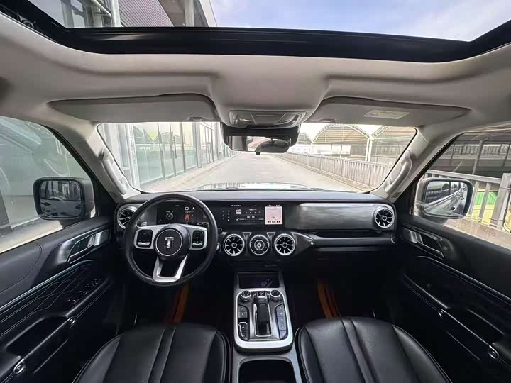 Фото 8 - Tank 300