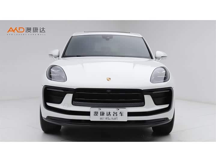 Фото 2 - Porsche Macan