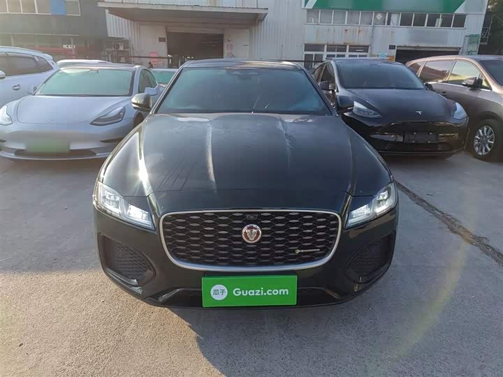 Фото 3 - Jaguar XF L