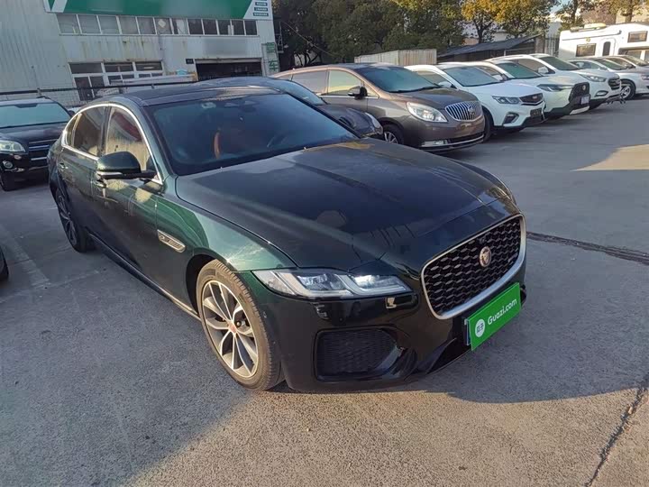 Фото 4 - Jaguar XF L