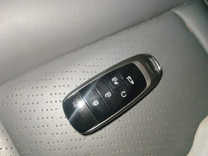 Фото 9 - GAC Aion Y