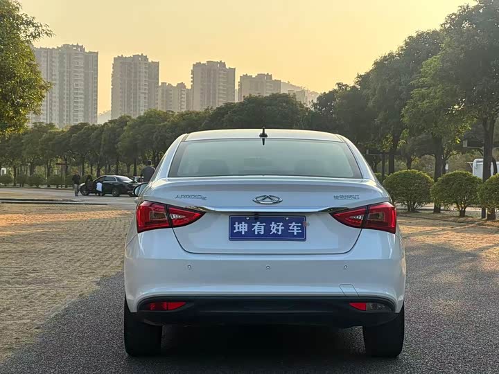 Фото 5 - Chery Arrizo 5