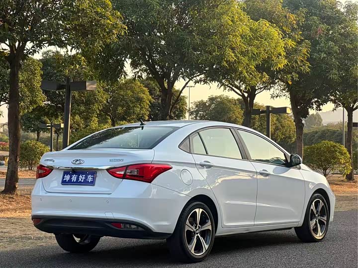 Фото 6 - Chery Arrizo 5