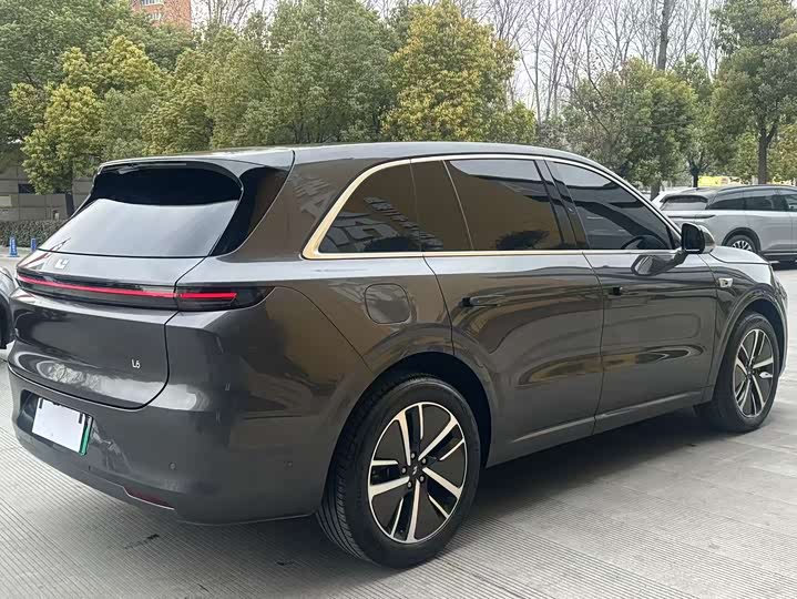 Фото 7 - LiXiang L6