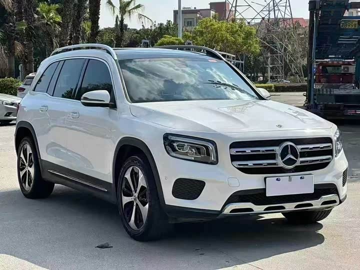 Фото 3 - Mercedes-Benz GLB-Class