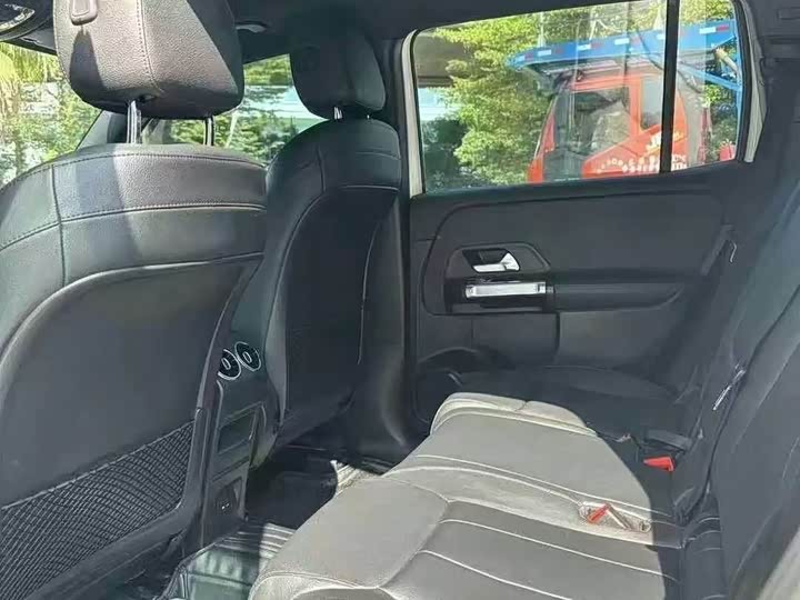 Фото 5 - Mercedes-Benz GLB-Class