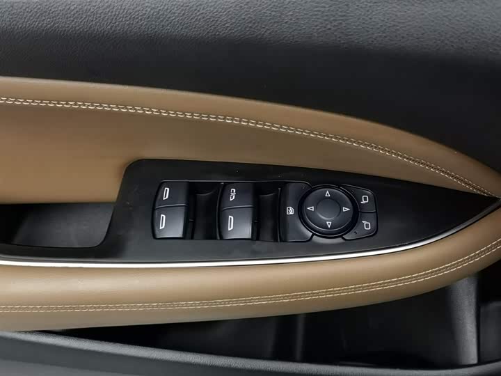 Фото 9 - Buick Regal