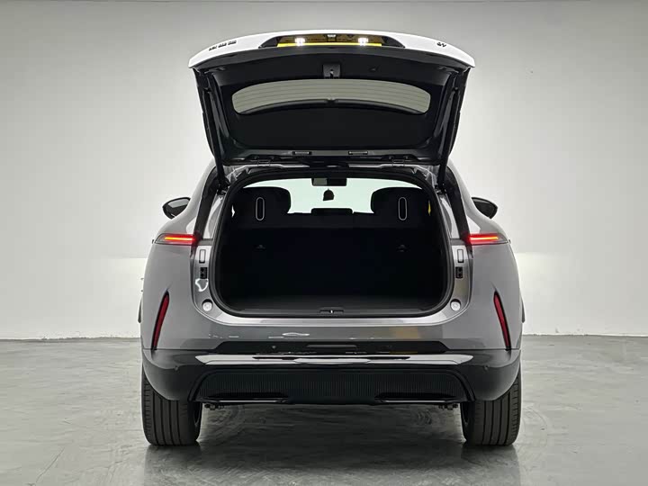 Фото 8 - Avatr 07