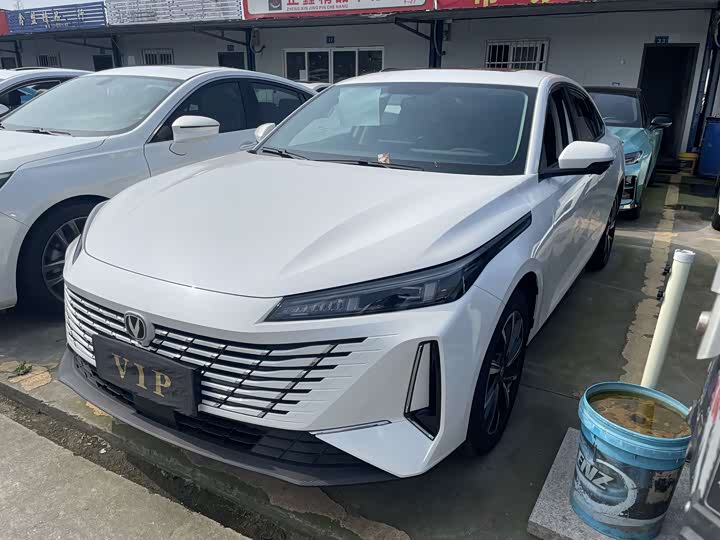 Фото 1 - Changan Eado Plus