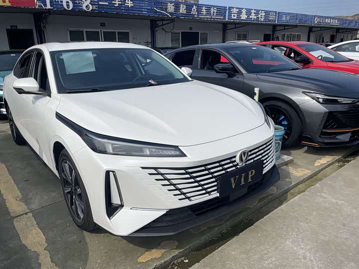 Фото 3 - Changan Eado Plus