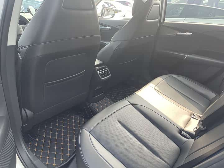 Фото 4 - Changan Eado Plus