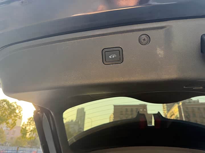 Фото 9 - Changan UNI-K