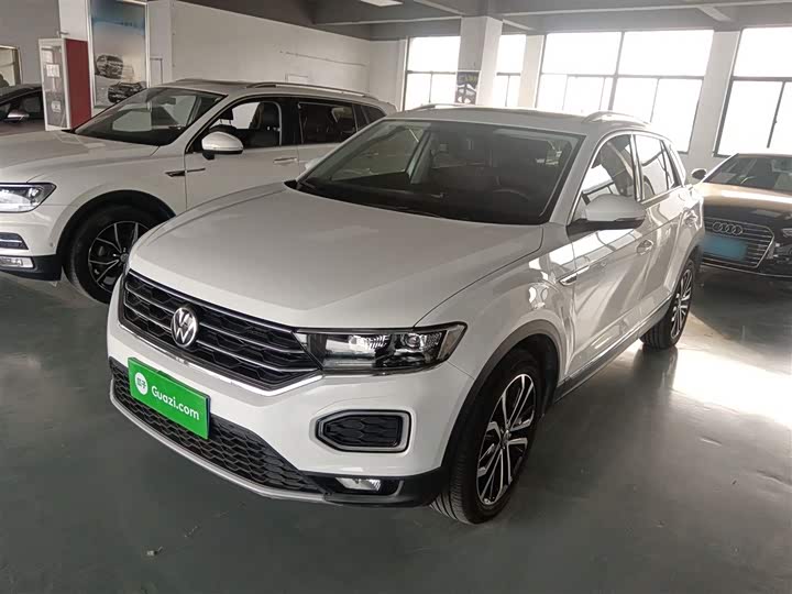 Фото 2 - Volkswagen T-Roc