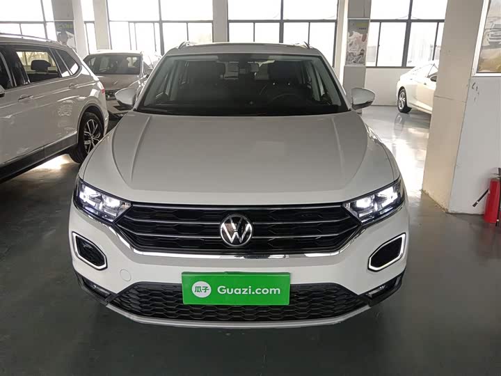 Фото 3 - Volkswagen T-Roc